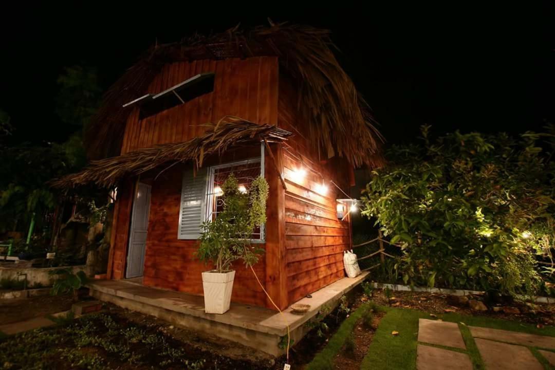 Bach Cuc Homestay Long Hai Eksteriør billede